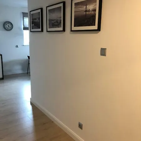 Apartament Sarad * 科沃布热格