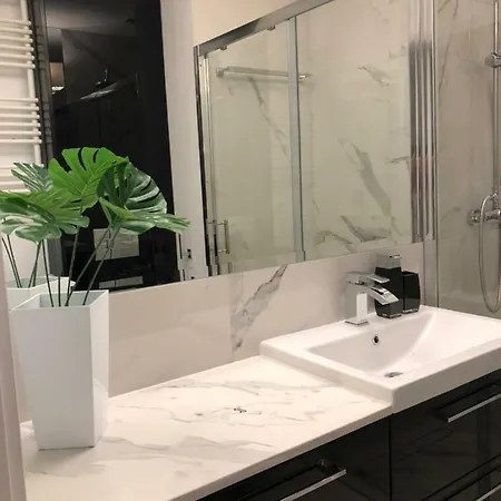 Apartament Sarad 科沃布热格