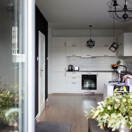 Apartament Sarad * 科沃布热格