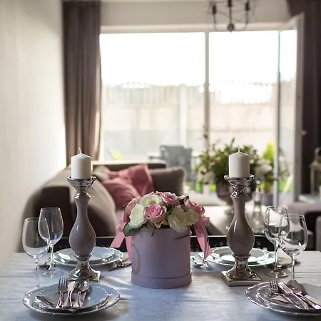 Apartament Sarad 公寓 科沃布热格