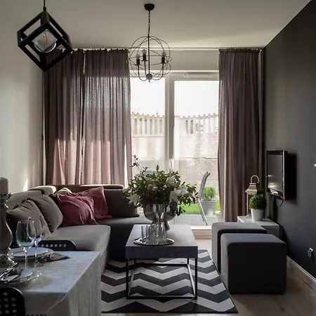 Apartament Sarad 科沃布热格