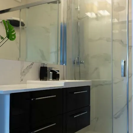 Apartament Sarad 公寓